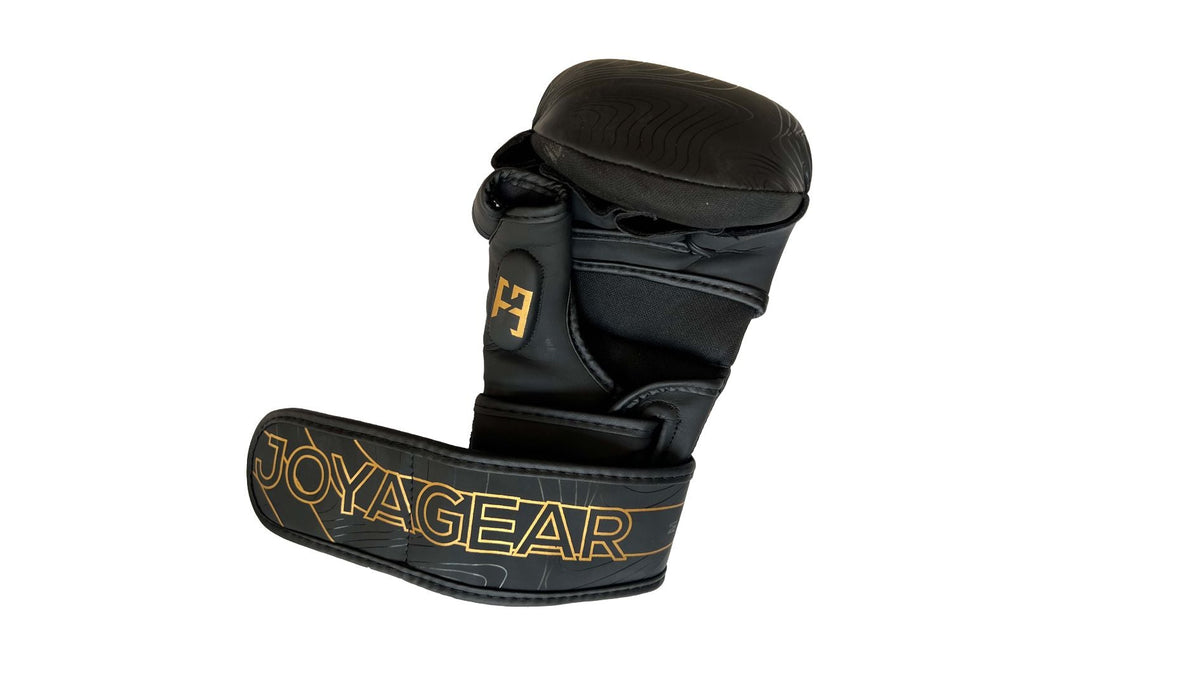 JOYA ESSENTIAL MMA SPARRING HANDSCHOENEN ZWART/GOUD