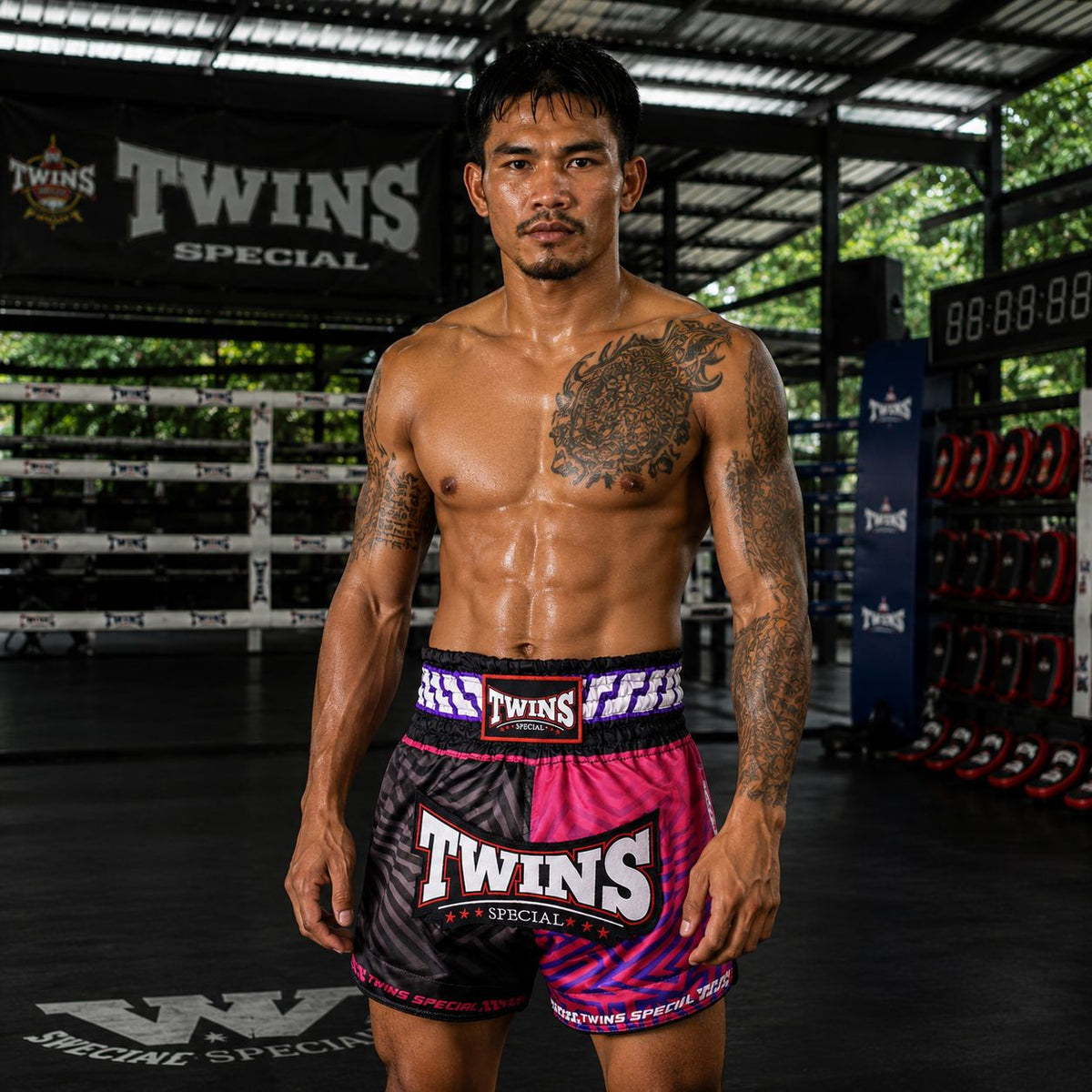 twins ttbl maze shorts