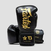 Fairtex x Booster BG V2 Black/Gold Bokshandschoenen